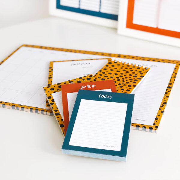 studio-stationery-cheetah