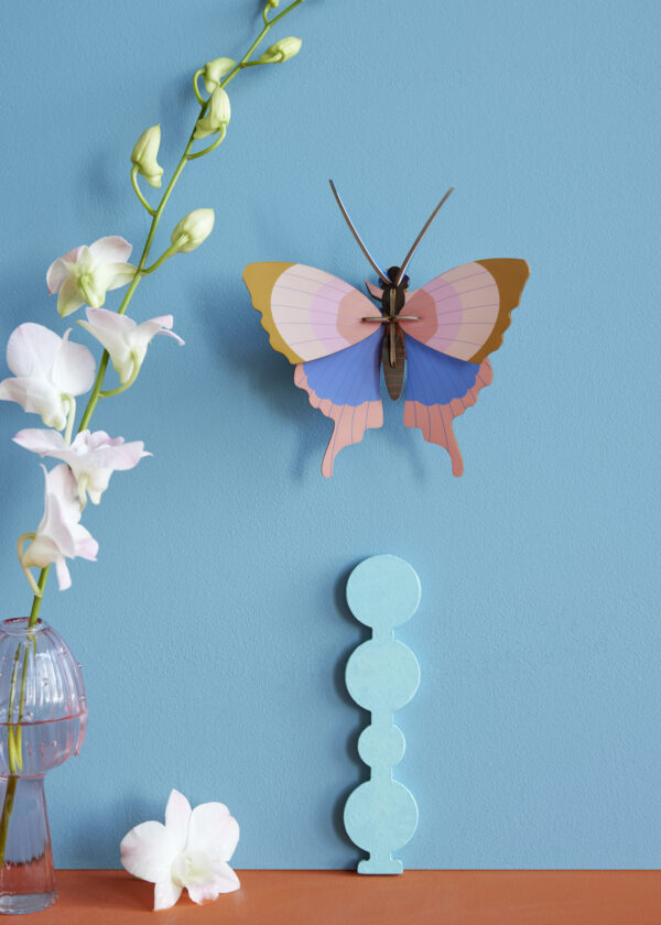 gold-rim-butterfly-studio-roof